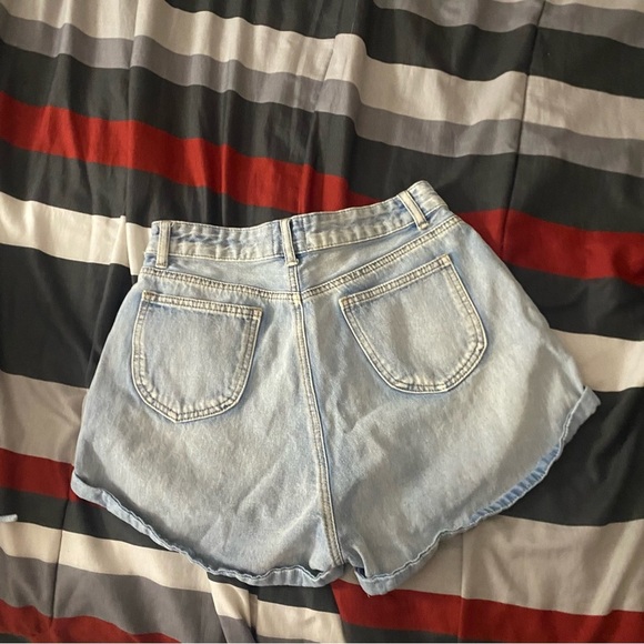 Princess Polly Denim Shorts - Picture 4 of 4